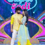 Tejaswini Gowda Instagram - @zeetamizh entertainment on fire 🔥 Cmng soon to entertain all of you love u ❤️ allllllll⭐️⚡️🎥⚠️
