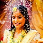 Tejaswini Gowda Instagram – Splashes and spills filled with contentment 💫

#outdoor #outdoorphotography #outdoorcoupleshoot #preweddingshoot #postwedding #engagement #engaged #beachshoot #couplegoals #photography #photographer #shadowsphotography Bangalore, India