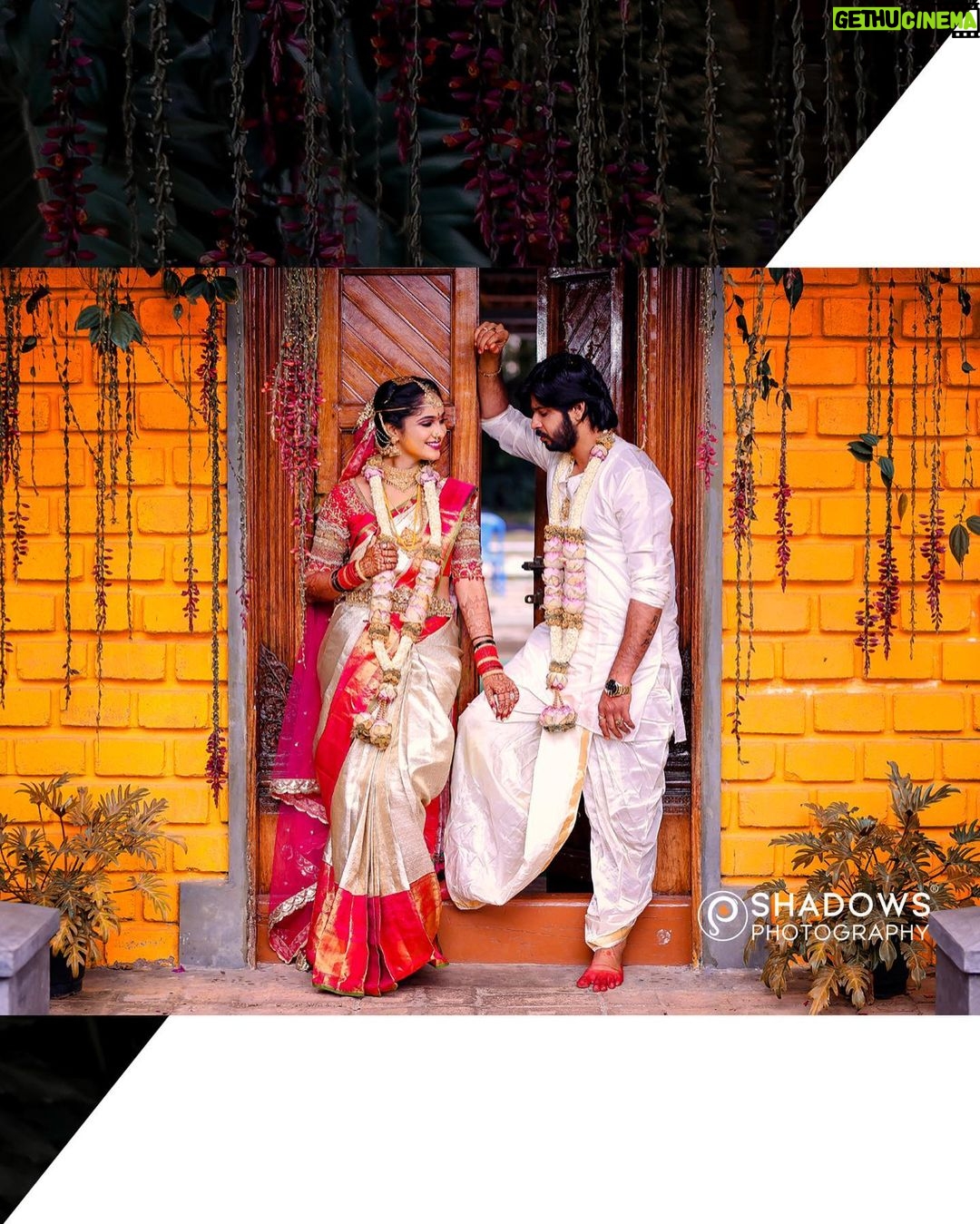 Tejaswini Gowda Instagram - As pure and divine so is our love ❤️ #telgu #telguactress #telgubride #telguwedding #saree #mua #muachennai #photooftheday #photoshoot #shadowsphotography #shadowsphotographychennai #shadowsphotographybyajay #designationwedding #love Bangalore, India
