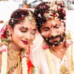 Tejaswini Gowda Instagram - Precious smiles are more than priceless diamonds 💎 #teluguwedding #telugubride #telugu #southindianbride #hyderabad #teluguactress #telugumemes #saree #telugucinema #pattusaree #telugucomedy #telugudubsmash #telugutiktok #tamilwedding #telugumusically #telugusongs #teluguhotactress #bridesofindia #telugumovies #kanchipattu #silksarees #telugubgm #telugumovie #telugutrolls #weddingsaree #wedding #pellikuthuru #kanchipattusaree #love #telugulovesongs Bangalore, India