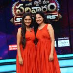 Tejaswini Gowda Instagram - Dont miss to watch #aadivaramwithstarmaaparivaram special show on friendship day Dress courtesy : @regalarmoire #starmaaserials #starmaa #serialshooters #teluguserialactress #indianserialactress #suhasiniactress #suhasini #aadivaramwithstarmaaparivaram Hyderabad