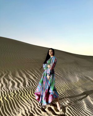 Tia Bajpai Instagram - Toes buried in sand, wind playing tag with my hair, sun showering blessings. Life's a canvas, paint it beautiful!