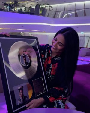Tia Bajpai Instagram - Claiming my throne with style! 👑 
Excited to share that ‘Wearing My Crown’ has secured a gold award. Shoutout to my incredible team and loyal supporters for helping me reign supreme. 
This boss Queen is just getting started! 🎶 

#QueenBoss #WearingMyCrown #GoldStandard