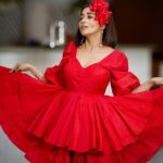 Tina Datta Instagram - When you are the biggest gift for yourself! Treat yourself, do all that your heart wishes, and become your own Santa 🧑‍🎄 it’s Xmas eve make the most of this positive time of the year! @harrymalik__photography__ . . . #merrychristmas #christmaseve #christmas #festivelook #tinadatta