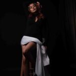 Tina Datta Instagram - 🖤 . . . #fashion #style #lookbook #lionsgoldawards #uttaran #ichcha #tinadatta #tribetina