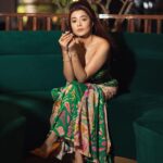 Tina Datta Instagram - Easy breezy, the winter’s crazy. How the day gone all hazy? . . . #TinaKaStyle #fashion #style #lookbook #winter #wintermood #tinadatta