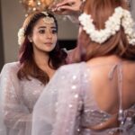Tina Datta Instagram - Hey Alexa, please play Lag Ja Gale… @areesz . . . #fashion #style #desigirl #indianwear #TinaKaStyle #tinadatta