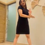 Tiyasha Lepcha Instagram - 💃💃💃💃 #réel #instagram #positivity #nehakakkarsongs #gaddikaali