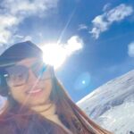 Tiyasha Lepcha Instagram - Love for Mountains 🏔 #reelitfeelit #reelsinstagram #explore #explore2022 #reelkarofeelkaro #mountains #northsikkim #zeropointsikkim #zeropoint #reelsvideo Zero Point, North Sikkim