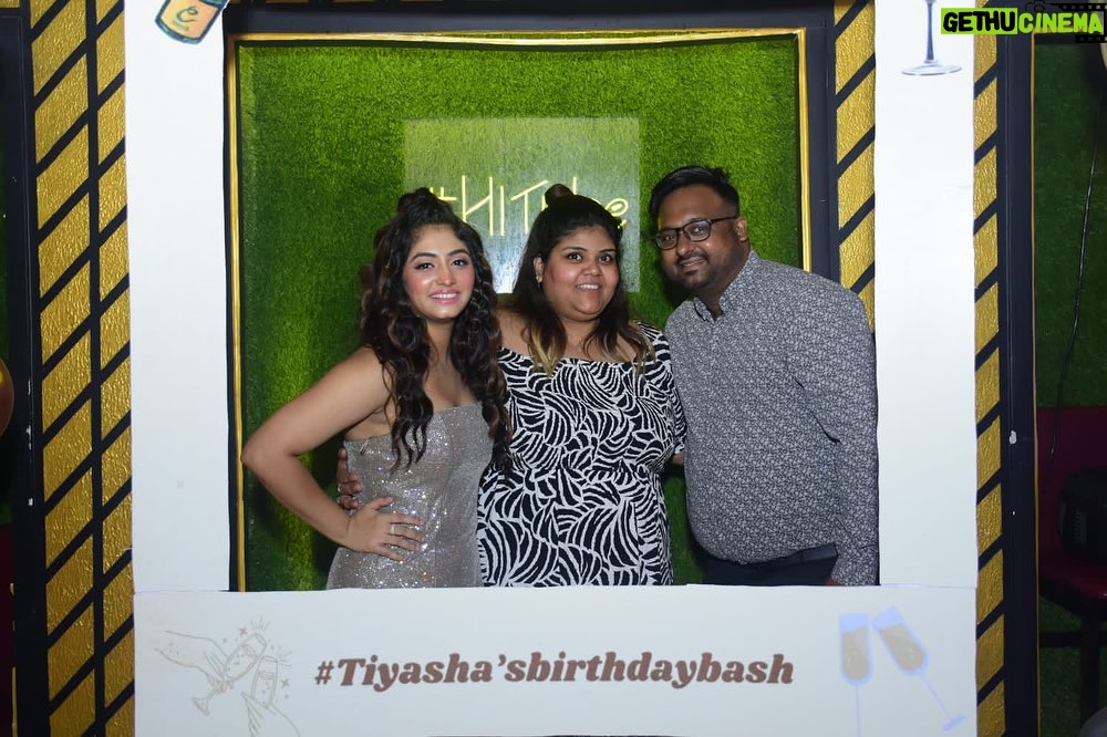 Tiyasha Lepcha Instagram - Pre Birthday Celebration 🎊 #photodump #Tiyasha’sBirthdayBash