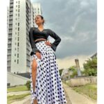 Tonni Laha Roy Instagram - No risk, No story.🏁 👗 @sampurna_dey_100 #blackandwhite #vintage #instagood