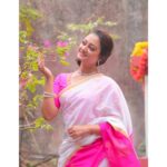 Tonni Laha Roy Instagram - শুভ অক্ষয় তৃতীয়া💖 & Eid Mubarak..🌙 Saree & Blouse @shivsai_boutique 💕 📸 @__sagar_biswa__