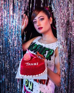 Tonni Laha Roy Instagram - 27.07.2023 🎂
#thankyou all 💞

Wearable & styling @debusbydebashis 
Makeup @makeupbyadhikarys 
Hair @sontai_sontai1111 
Photography @myselfaviraj 
Photo manipulation @shubh_and_kar 
Managed by @sanj_app 

#itsmybirthday #thankyou #love #blessed #barbie #theme #pink