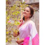 Tonni Laha Roy Instagram - শুভ অক্ষয় তৃতীয়া💖 & Eid Mubarak..🌙 Saree & Blouse @shivsai_boutique 💕 📸 @__sagar_biswa__