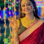 Tonni Laha Roy Instagram - ভরে থাকুক আমার মুঠো দুই চোখে থাকুক ধারা, এল সময় রাজার মতো হলো কাজের হিসেব সারা।