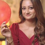 Tonni Laha Roy Instagram - Loss of words after a reality check? Not anymore! Bisk Farm Googly doesn’t just meet but exceeds expectations with up to 26% extra with every pack. Hurry, grab your saver pack today to experience full savings and no twist! #BiskfarmDelights #TasteWithATwist #BiskFarmGoogly #Googly #Biskfarm #Offer #dealoftheday #biscuits #trending #hritikroshan #googlytwister #cookies #crisp