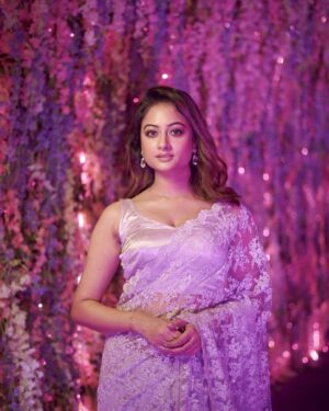 Tonni Laha Roy Instagram - 💜 

Hair @sontai_sontai1111 
📸 @rjduttaranjit
Makeup - Yours truly 🪻