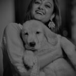 Tonni Laha Roy Instagram - 🐾 🫶🐾 #paws #love #instadaily #instagood #dog #dhunki #song #goldenretriever #pet #instagram #instalike #instamood #instalove #picoftheday #photography