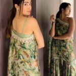 Tridha Choudhury Instagram - Looking back at Feeling festive Wearing @sasya_fashions 🍀 #stylefashion #styleinspo #fashioninsta #fashiondiary