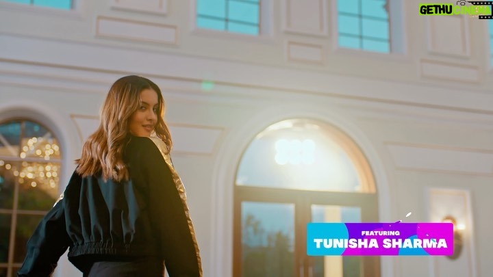 Tunisha Sharma Instagram - “JHALLE” Teaser out now❤️🩹 Urnik’s @imurnik debut song Give it all your love and support✨ Love, Tunisha 🌸 Singer/Lyricist/composer - @imurnik Music - @SharryNexusofficial Director - @itejisandhu Label - @dacrownstudioz Producer - @yogesharma3 , @ullas.malik
