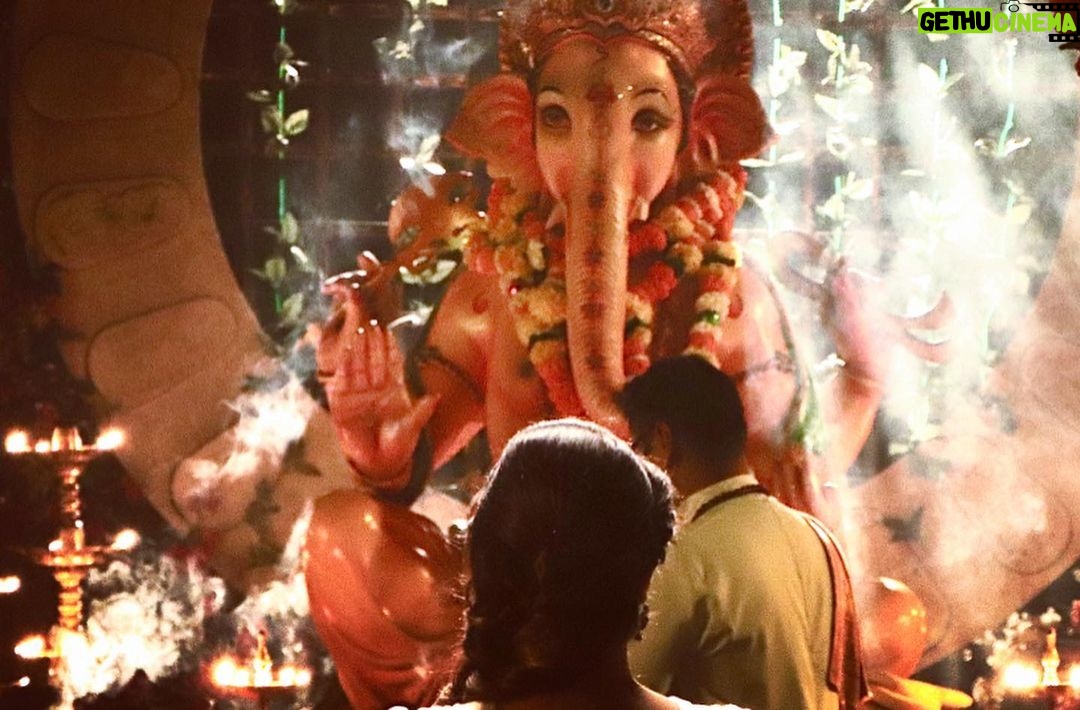 Tunisha Sharma Instagram - Happy Ganesh Chaturthi✨♥️ #Ganpatibappamorya🙏🏻