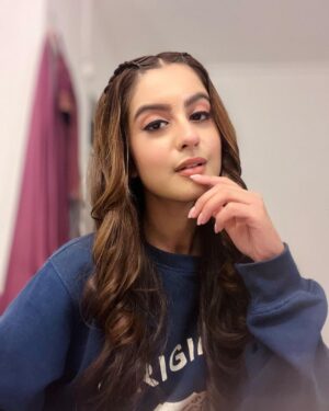 Tunisha Sharma Instagram - 💙