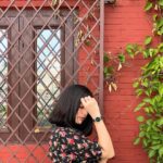 Tunisha Sharma Instagram - The Valorous Classic Collection by @audaxwatches is one of the world's most valuable watches as it comes with a lifetime exchange value of 40%. The watch features 86 real lab-grown diamonds certified by the European Gemological Institute. This super luxury item is available for your grab at a 25% off before it runs out of stock. Go check them out! With @kanwardhillon_ for @audaxwatches