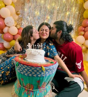 Tunisha Sharma Instagram - Our most precious❤️🧿 @falaqnaazz 
#postbirthdaycelebration🎈 
@sheezan9 @kehekshan18 @madeehanaazz18