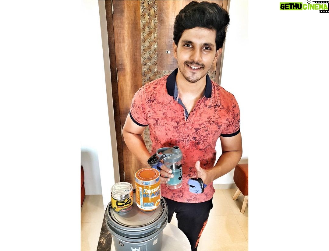 Tunisha Sharma Instagram - Just purchased my supplements from @muscleandstrengthindiaofficial . One stop shop for all genuine & verified supplement needed to build a good immunity with your workouts. Details below! π― Stay fit & Stay Healthy! πͺ With @kanwardhillon_ for @muscleandstrengthindiaofficial π₯ Website: https://www.muscleandstrength.in For Franchise queries please call or WhatsApp at +91 870-0979599