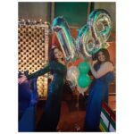 Tunisha Sharma Instagram - Birthdays are incomplete without the ones that love and care for you.🌟❤️