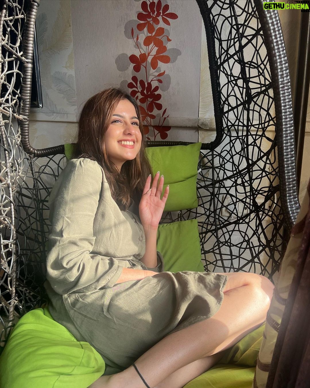 Tunisha Sharma Instagram - #HiBye Suneya fer?🙋🏻♀️ #Linkinbio