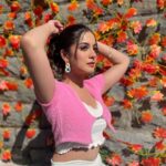 Tunisha Sharma Instagram - Bebo diyan gallan pink pinkkk