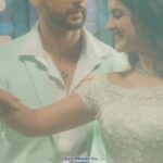 Tunisha Sharma Instagram - Some hearts understand each other, even in silence 💝. #TuBaitheMereSamne is coming OUT TOMORROW. Stay tuned! . #ZeeMusicOriginals @iamparasarora @_tunisha.sharma_ @vivekkarofficial @ranju.v @iamrajbarman @zeemusiccompany @kumaarofficial @anuragbedii