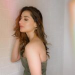 Uditi Singh Instagram - Giving you something to dream about