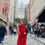 Uditi Singh Instagram - Tumhe jo maine dekha… ❤️🇹🇷🌶️ Galata Tower