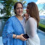 Uditi Singh Instagram - Happy birthday to meri pyaari Bindu ❤️🧿✨