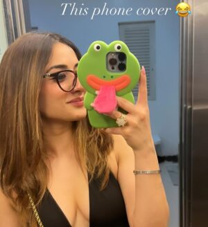 Uditi Singh Instagram - 🖤
