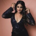 Ulka Gupta Instagram - Styled by:- @style_by_pradnyaaaaa__ . Photography by:- @kunal_mohite_photography . . Assisted by:- @sanket_kumbhar_photography . Outfit:- @datetheramp . Outfit PR:- @yourstylistforever . Hair and makeup:- @glam_up_by_tamannabagga PR:@affiliates_pr Jewellery:-@kickyandperky