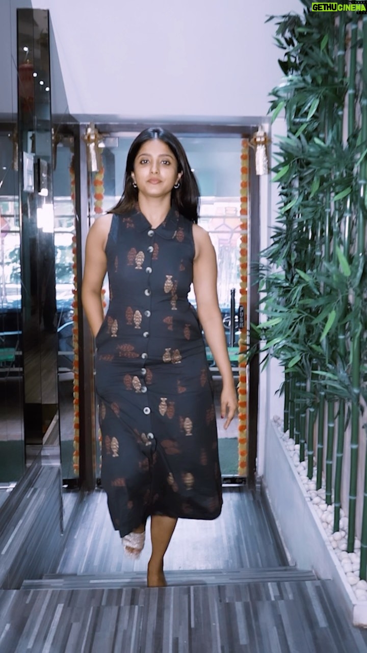 Ulka Gupta Instagram - “Transforming beauty with cutting-edge tech and the latest treatments at shapeNglow aesthetic centre. Elevate your glow with innovation! 💫” #AestheticInnovations #CuttingEdgeBeauty #AdvancedAesthetics #TechDrivenBeauty #CosmeticTech #ModernAesthetics #InnovativeTreatments #BeautyTechTrends #NextGenAesthetics #RevolutionaryBeautyTech #DrivenBeauty #CosmeticTech #ModernAesthetics #InnovativeTreatments #BeautyTechTrends #NextGenAesthetics #RevolutionaryBeauty