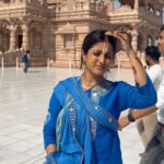 Ulka Gupta Instagram – What a wonderful time spent here, 
I feel complete when I’m in Vrindavan aur 
Radha ke Barsane mein 💕
Jai Shree Radhe ❤️ #radheradhe #vrindavan #barsana Kirti Mandir, Barsana