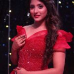 Ulka Gupta Instagram - Styled by:- @style_by_pradnyaaaaa__ . Shot by : @zebiee_xyz_ . Makeup:- @glowwith_kainath . Hair:- @rutujaa_makeupartist . Outfit & Outfit PR:- @official_christianheritage @yourstylistforever . Jewelry: @miranabymegha Jewelry PR: @affiliates_pr @oceanmediapr ✨ Film City
