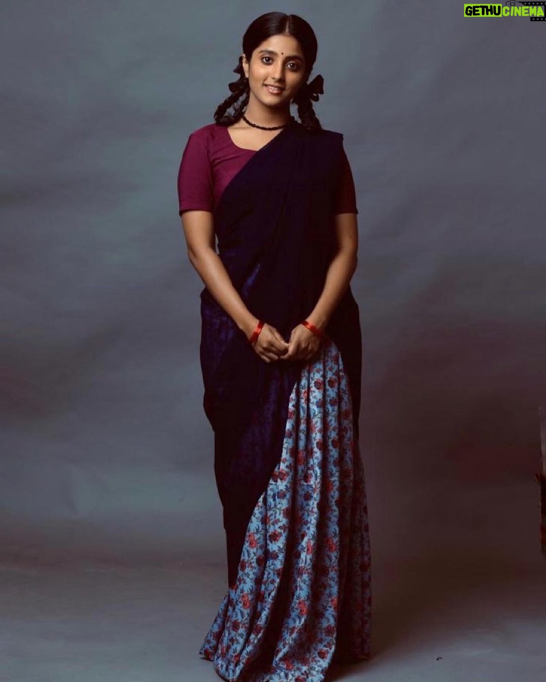 Ulka Gupta Instagram - Past is a reminder that we always begin with simplicity
