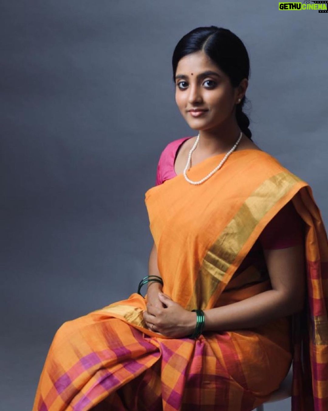 Ulka Gupta Instagram - Past is a reminder that we always begin with simplicity