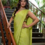 Ulka Gupta Instagram - Divine Feminine✨ Styled by @instylewithaditi Outfit @aahava_couture Jewellery @shillpapuriidesignerjewellery MUA @makeupbymeenx Photographer @portraitdeewana 1522 Mumbai