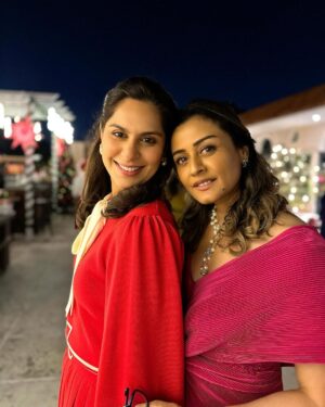 Upasana Kamineni Instagram - My Christmas dump ❤️❤️❤️❤️ 
Thank you dearest family for making it so special. 
Best times
PS - I’m obsessed with the 🎵 🎶