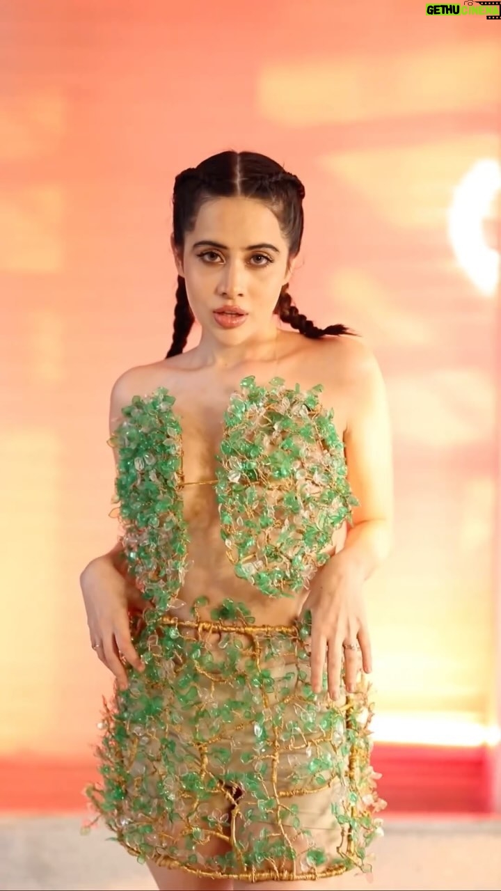 Urfi Javed Instagram - Made from plastic bottles ! Unbelievable 😅 📸 @sk_.click Outfit @pallavi.sakhare.581 @rakhilandge Hair @pooja_das161282