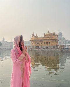 Urfi Javed Instagram - Waheguru Golden Temple Amritsar Punjab India