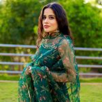 Urfi Javed Instagram - Happy Independence Day ! 🫶🏻 🇮🇳 There is truly no country like ours ! Wouldn’t wanna live anywhere else !