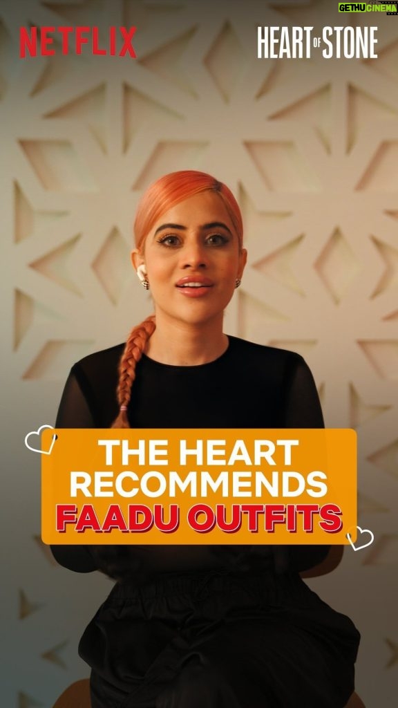 Urfi Javed Instagram - Presenting Faadu OOTD: Outfit of the Dil! 🤌💓💯 #HeartOfStone is NOW STREAMING, only on Netflix! #HeartOfStoneOnNetflix