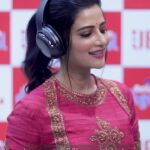 Ushasi Ray Instagram - To level up your Durga Puja celebrations, Superior Sound Quality is a must ✨🔊And that’s why I visited the @reliance_digital Park Street store to witness all things festive and awesome sounding - JBL! With a diverse range of products on display and unbeatable offers - I got awesome gifts for my family, baba and of course - myself 😜 Now, you get all this too, with JBL. Visit your nearest Reliance Digital store to get: 👉Festive offer - Instant 25% cashback or one EMI free with no cost EMI starting from Rs. 2999/- 👉“The JBL Promise of 24” that provides 24H service, 24H installation & 24 Months Extended Warranty. 👉Festive offer valid until 31st Oct’23. With JBL, enjoy "The Gift Of Perfect Sound" as you Mute The World and Unmute The Festivities🧡 #JBLxUshasi #DurgaPujo #Pujo #PujoShopping #JBLSound #PujoPreparations #Celebrations #FestiveOffers